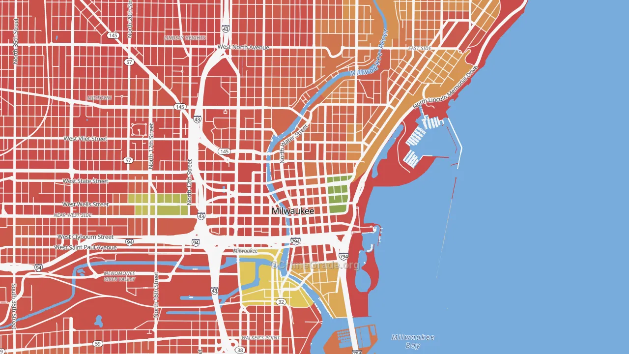Juneau Town, Milwaukee, WI Map of Assault Rates