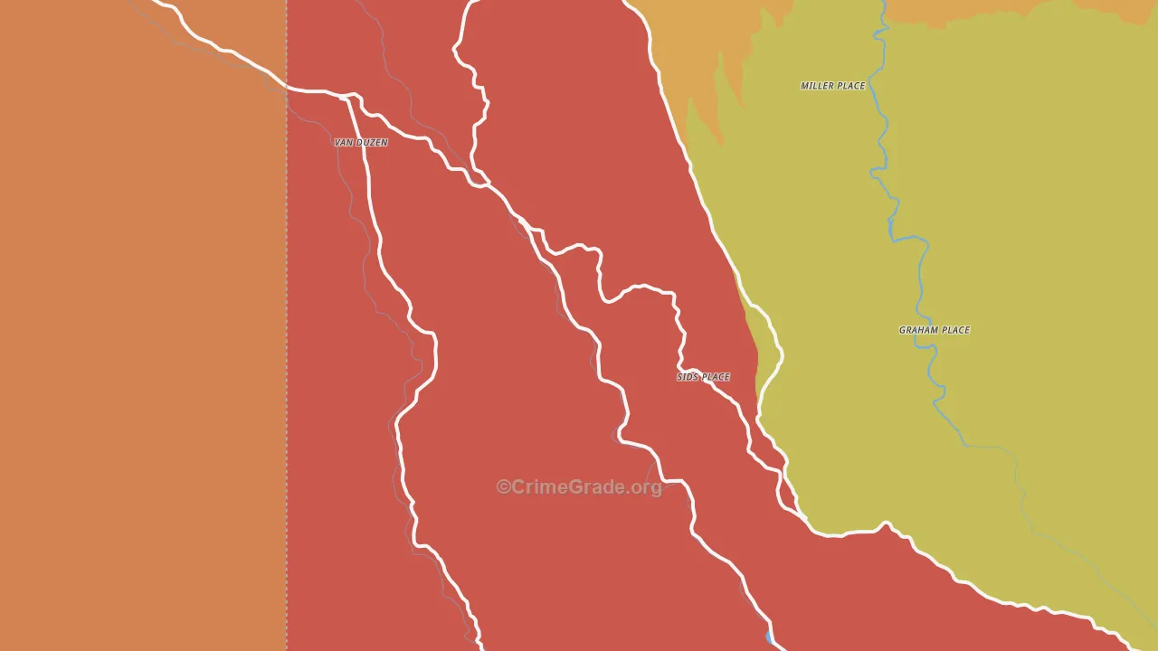 Mad River, CA Map of Vandalism Rates